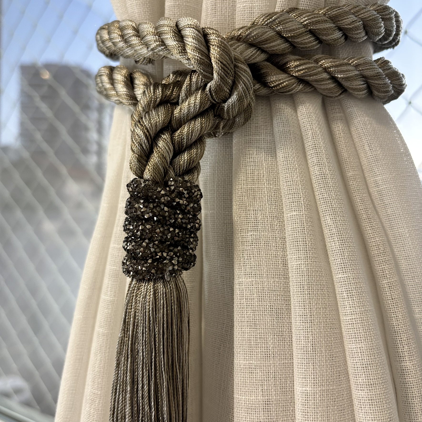 BRAÇADEIRA PARA CORTINA MESCLA COM DETALHE EM MINI PEDRAS