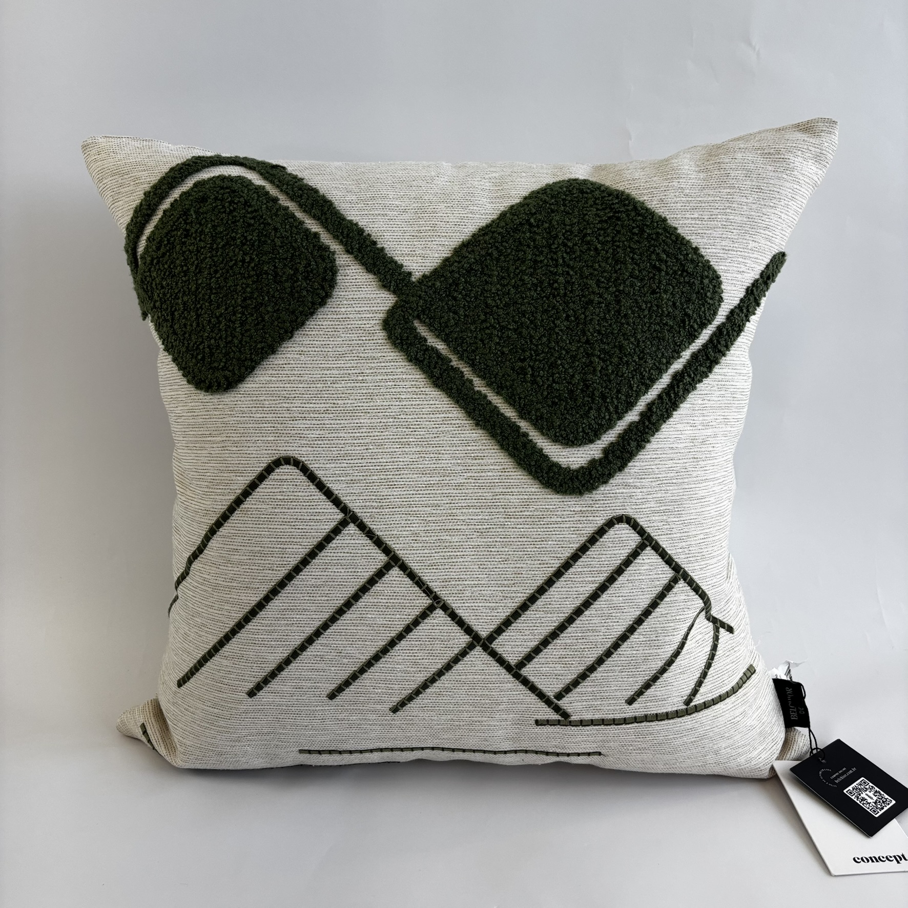 CAPA PARA ALMOFADA 50 X 50 CM CONCEPT BEGE COM APLIQUES VERDE