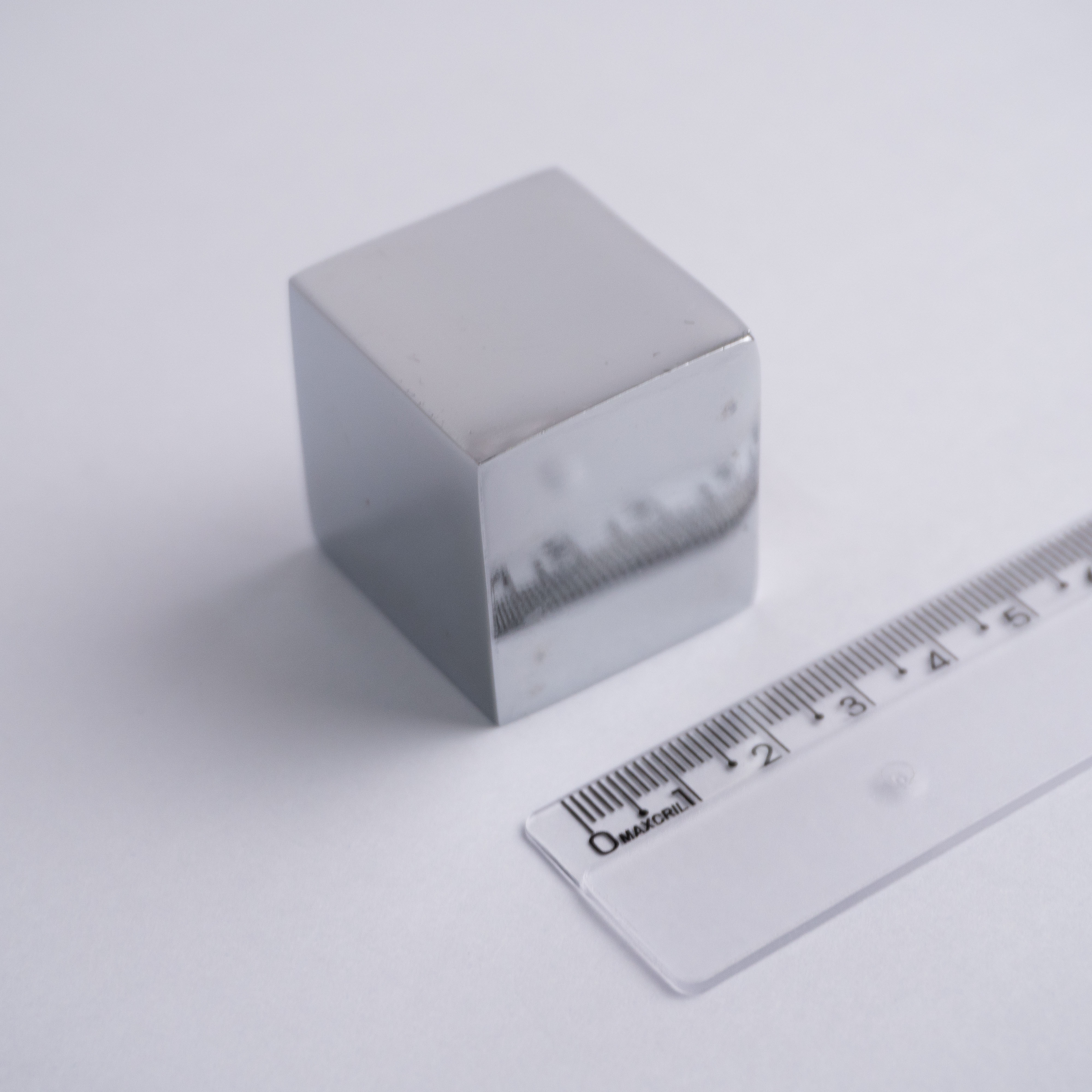 PONTEIRA PARA VARÃO DE  28mm TAMPA QUADRADA
