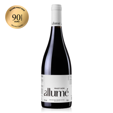 Allum&eacute; Pinot Noir