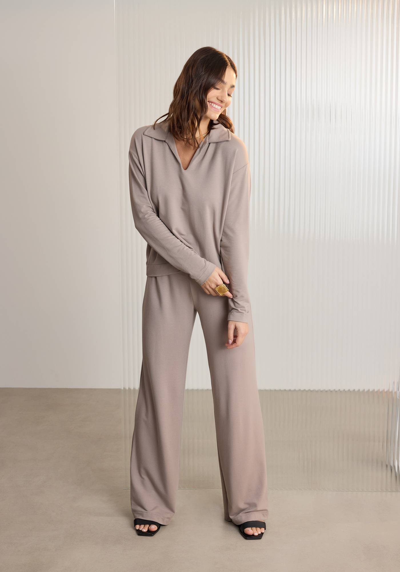 Conjunto de Blusa e Calça de Moletinho Lunender C8111