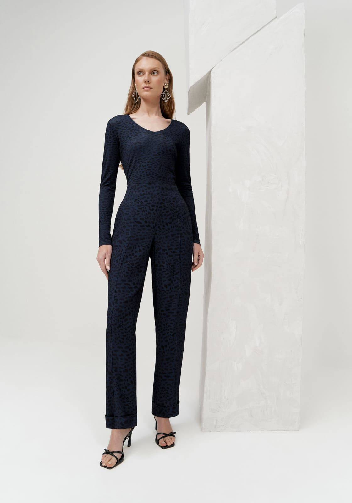 CALÇA RETA EM VISCOSE LEZ A LEZ 6751L