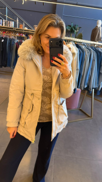 Parka Impermeável Forrada com Pêlos New Open 