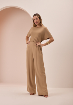 CAL&Ccedil;A PANTALONA EM VISCOSE COM DETALHES DE BOT&Atilde;O LUNENDER C5092