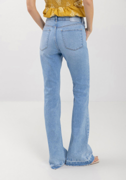 Calça Jeans Flare Com Cintura Alta E Barra Desfeita 0789E