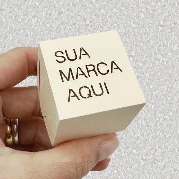 Caixa 01 doce para personalizar (*mínimo 100 unidades por modelo e cor).