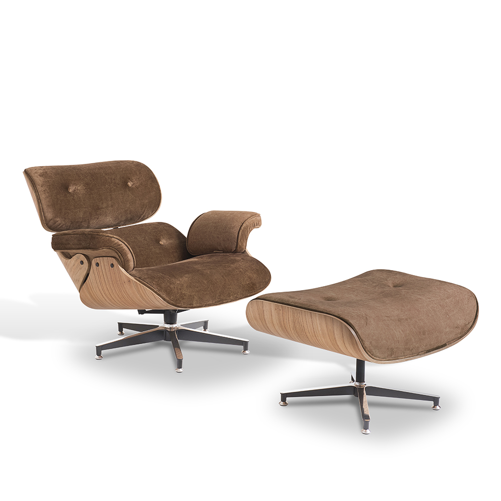 Poltrona e puff Charles Eames giratória em lamina de cinamomo 